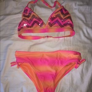 girls bikini